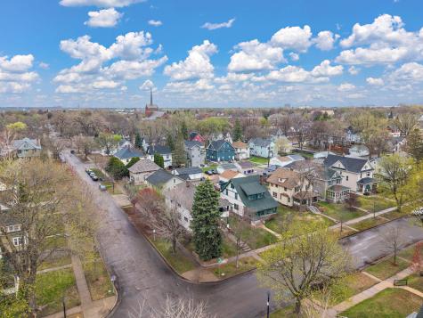2017 Laurel Avenue Saint Paul MN 55104