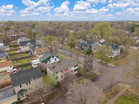 2017 Laurel Avenue Saint Paul MN 55104