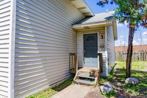 904 9th Avenue SE Minneapolis MN 55414