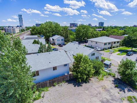 904 9th Avenue SE Minneapolis MN 55414