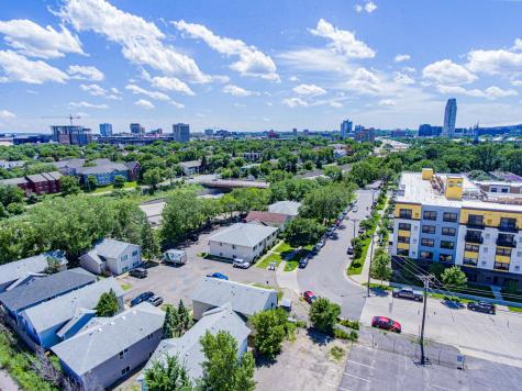 904 9th Avenue SE Minneapolis MN 55414
