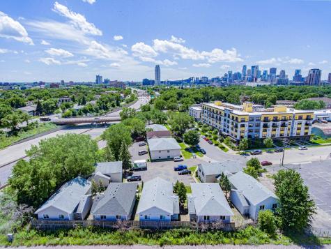 904 9th Avenue SE Minneapolis MN 55414