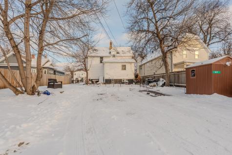 817 9th Street S Fargo ND 58103