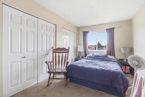 2269 11th Avenue E North Saint Paul MN 55109