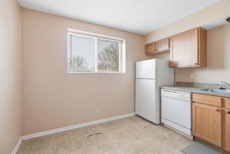 2269 11th Avenue E North Saint Paul MN 55109