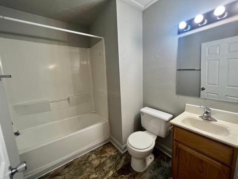 214-216 12th Street S Fargo ND 58103