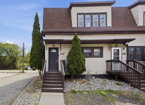 214-216 12th Street S Fargo ND 58103