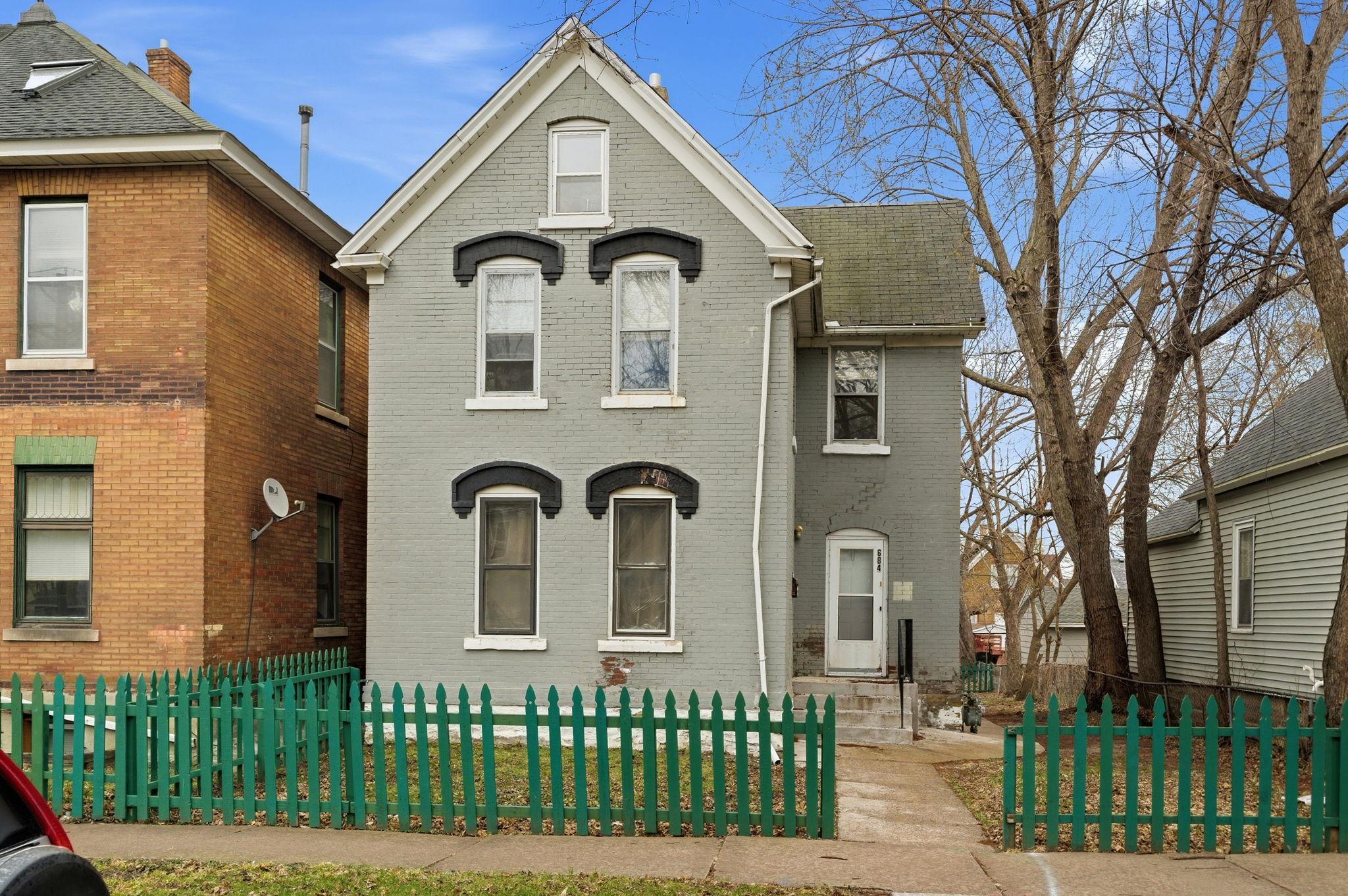 684 Virginia Street Saint Paul MN 55103