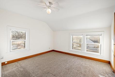 907 8th Street SE Austin MN 55912