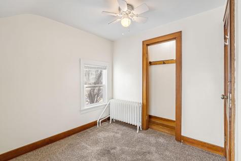 907 8th Street SE Austin MN 55912