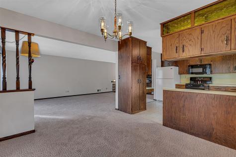 726 Hassan Street SE Hutchinson MN 55350