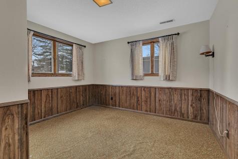 726 Hassan Street SE Hutchinson MN 55350