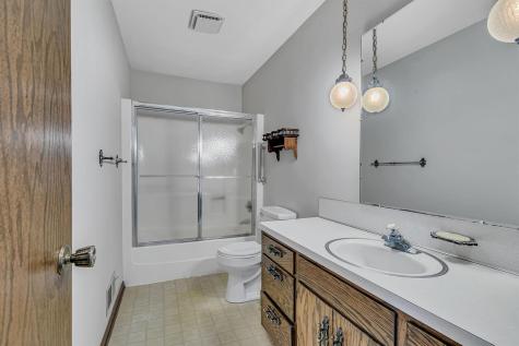 726 Hassan Street SE Hutchinson MN 55350