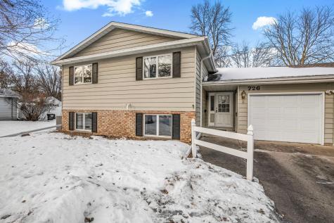726 Hassan Street SE Hutchinson MN 55350