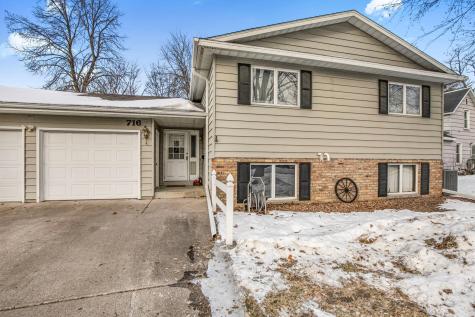 726 Hassan Street SE Hutchinson MN 55350