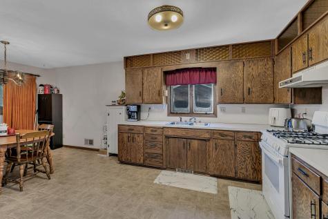 726 Hassan Street SE Hutchinson MN 55350