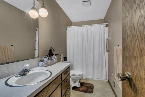 726 Hassan Street SE Hutchinson MN 55350