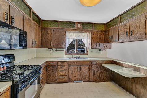 726 Hassan Street SE Hutchinson MN 55350