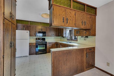 726 Hassan Street SE Hutchinson MN 55350