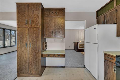 726 Hassan Street SE Hutchinson MN 55350