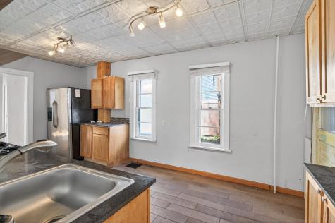 318 7th Avenue NE Minneapolis MN 55413