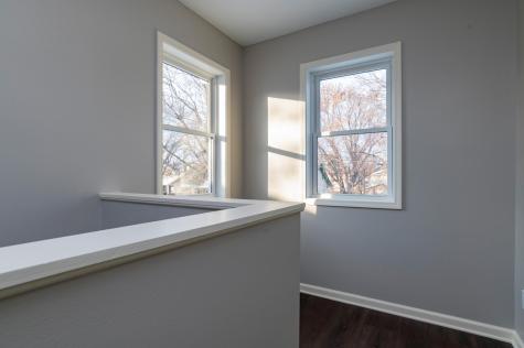1106 Hawthorne Avenue E Saint Paul MN 55106