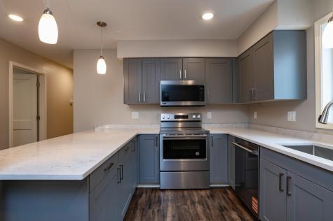 1106 Hawthorne Avenue E Saint Paul MN 55106