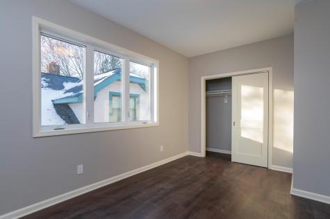 1106 Hawthorne Avenue E Saint Paul MN 55106