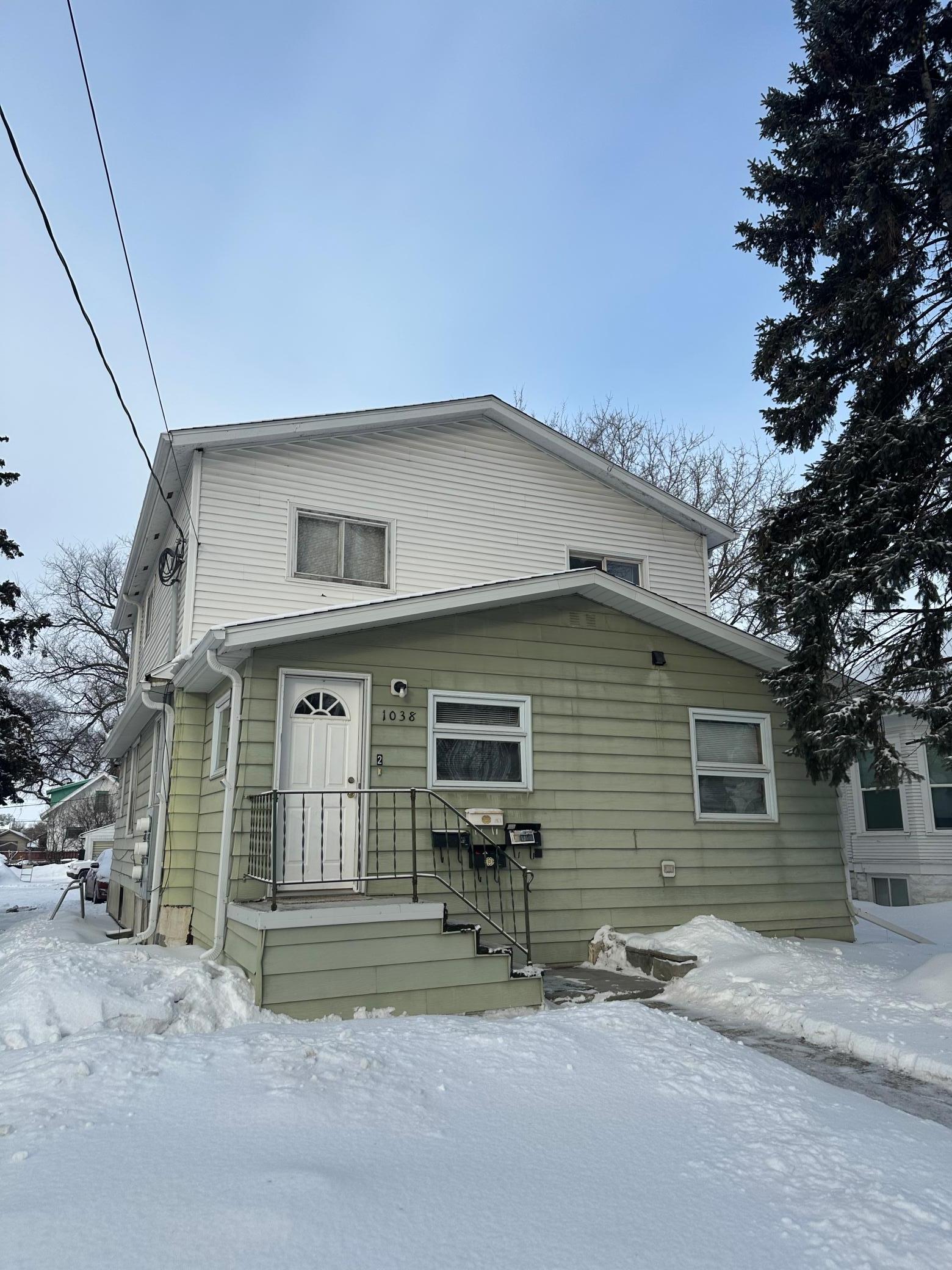 1038 College Street N Fargo ND 58102