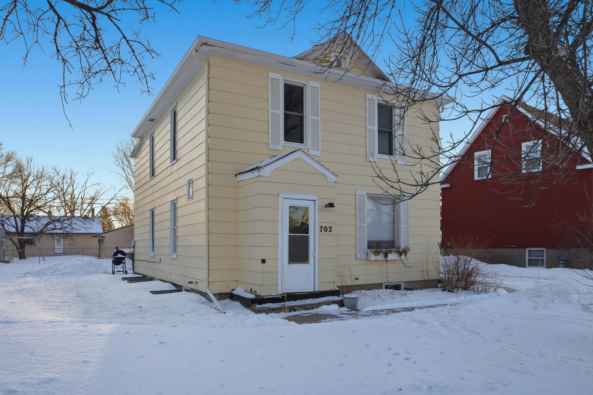 702 21st Street S Fargo ND 58103