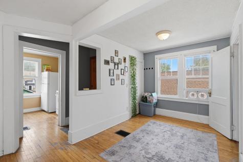 1105 Rose Avenue E Saint Paul MN 55106