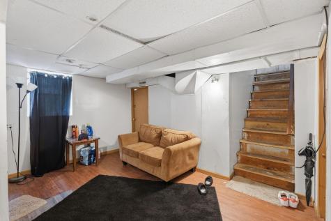 1105 Rose Avenue E Saint Paul MN 55106