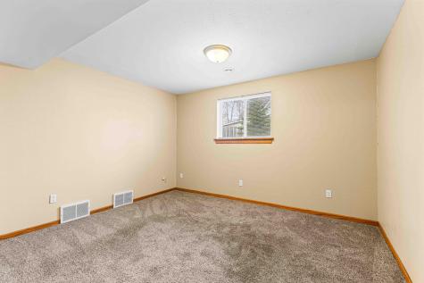 525 Bluff Street Enderlin ND 58027