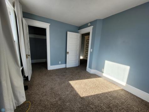 915 Broadway N Fargo ND 58102