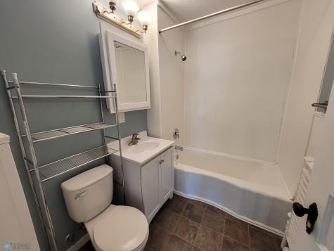 915 Broadway N Fargo ND 58102