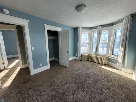915 Broadway N Fargo ND 58102
