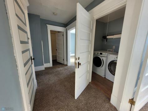 915 Broadway N Fargo ND 58102