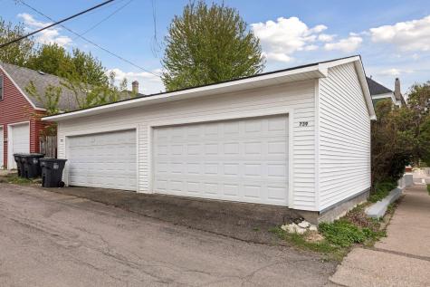 739 Sims Avenue Saint Paul MN 55106