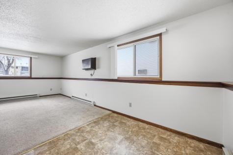 3307-3309 2nd Street N Fargo ND 58102