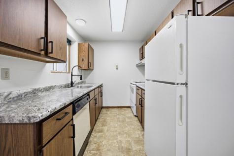 3307-3309 2nd Street N Fargo ND 58102