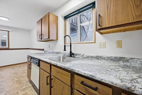 3307-3309 2nd Street N Fargo ND 58102