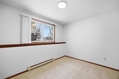 3307-3309 2nd Street N Fargo ND 58102