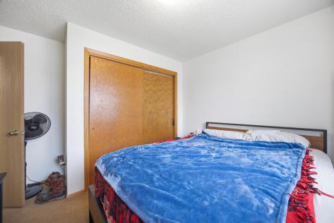 3307-3309 2nd Street N Fargo ND 58102