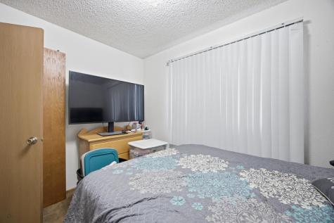 3307-3309 2nd Street N Fargo ND 58102