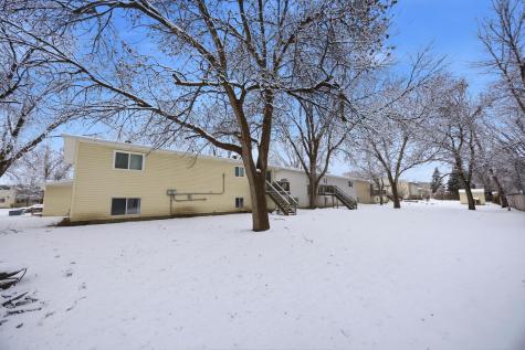 3307-3309 2nd Street N Fargo ND 58102