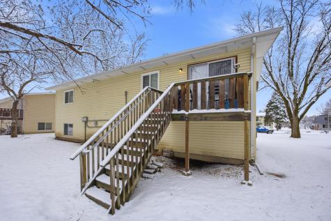 3307-3309 2nd Street N Fargo ND 58102