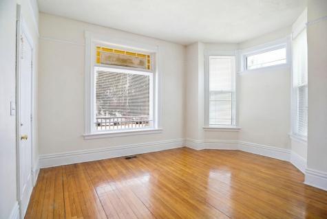 549 Selby Avenue Saint Paul MN 55102