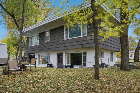 1002 9th Street S Moorhead MN 56560