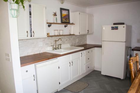 18118/18116 Captive Lake Road Garrison MN 56450