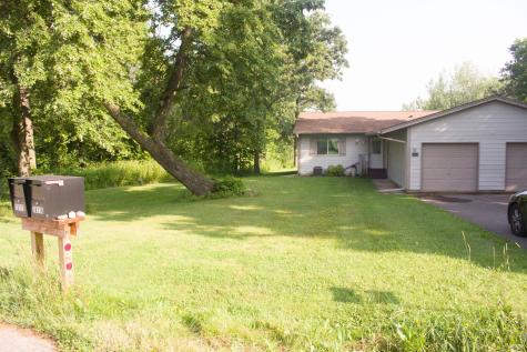 18118/18116 Captive Lake Road Garrison MN 56450